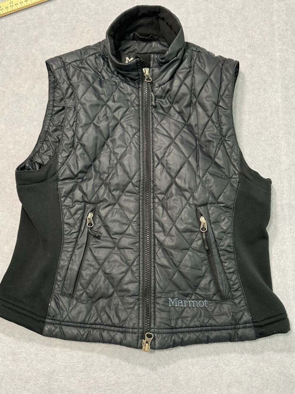 Marmot Quilted Vest Size XS Black Insulated Full Zip